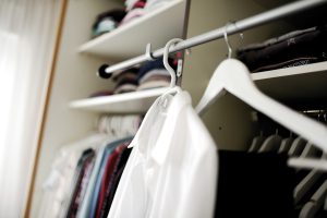 Minimalistyczne łazienki – prostota i elegancja na najwyższym poziomie